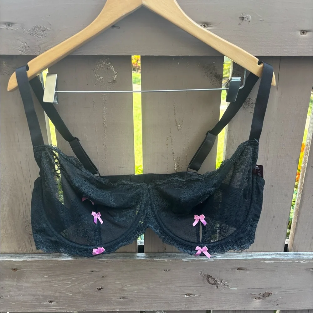 🎉NWT SEXY Adore Me Black Lace Bra with Pink Bows - Picture 2 of 12